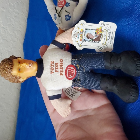 VTG talking Napoleon Dynamite and Pedro clips - Picture 6 of 13